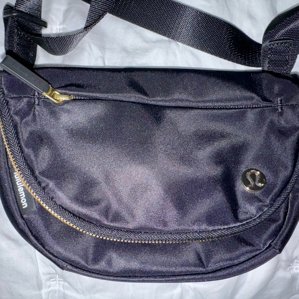 Lululemon All Night Festival Bag Micro 2L